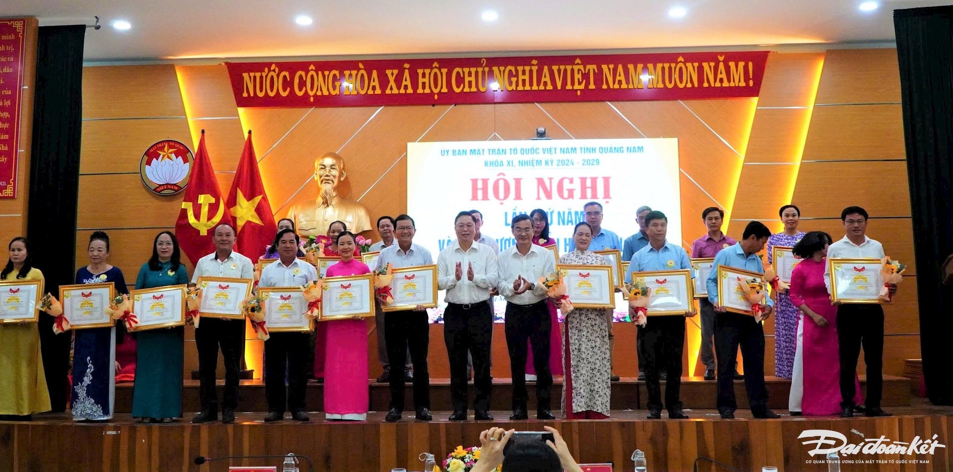 HOI NGHI 3