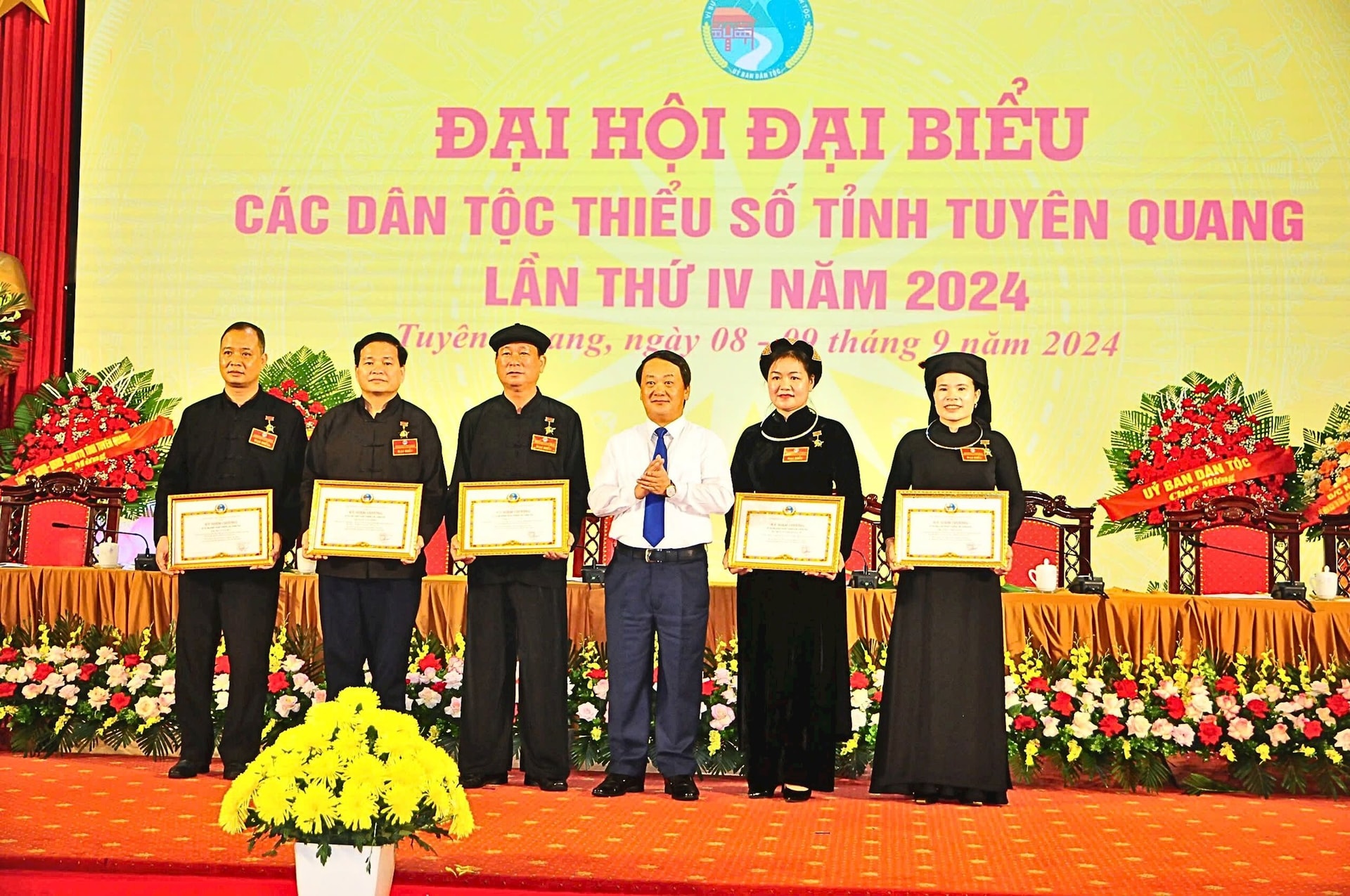 Thiết kế chưa có tên