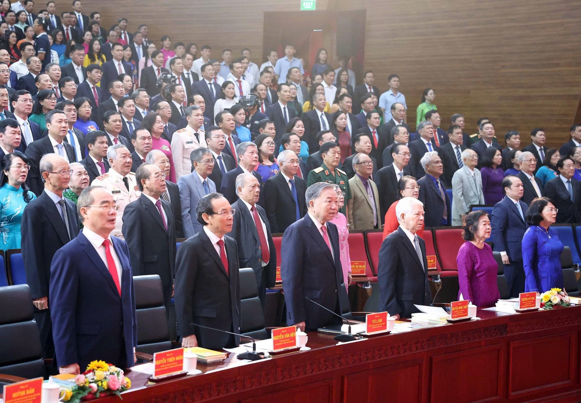 gen-h-z6755721975386_2c003f7adf61c040ae35380d88b933db.jpg