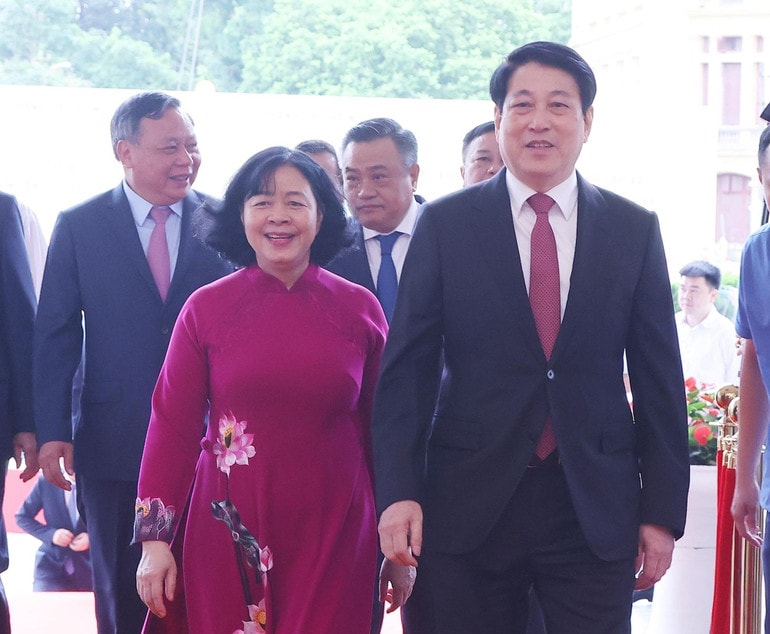 vna-potal-chu-tich-nuoc-du-cong-bo-nghi-quyet-quyet-dinh-sap-nhap-don-vi-hanh-chinh-tai-ha-noi-8121707.jpg