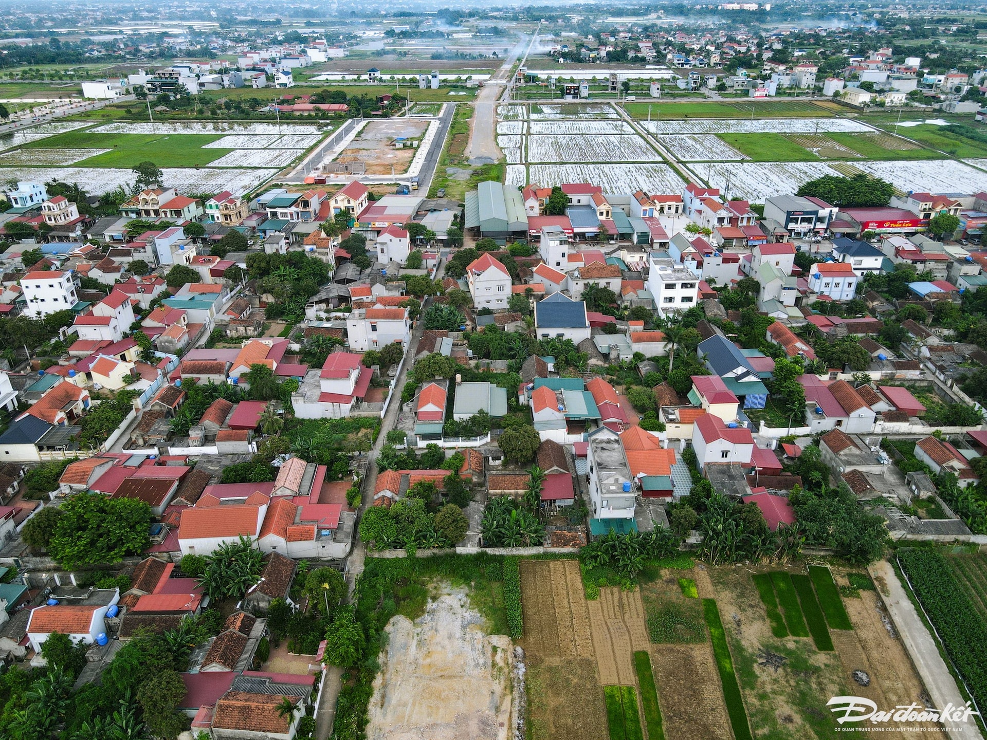 dji_fly_20250630_170402_844_1751277958037_photo.jpg