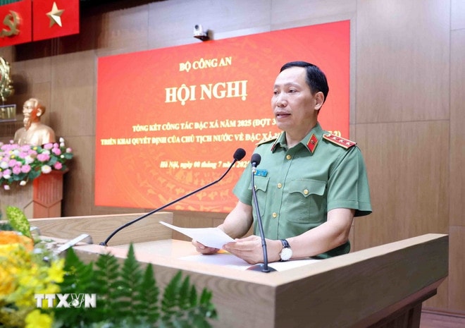 ttxvn-thuong-tuong-le-van-tuyen.jpg