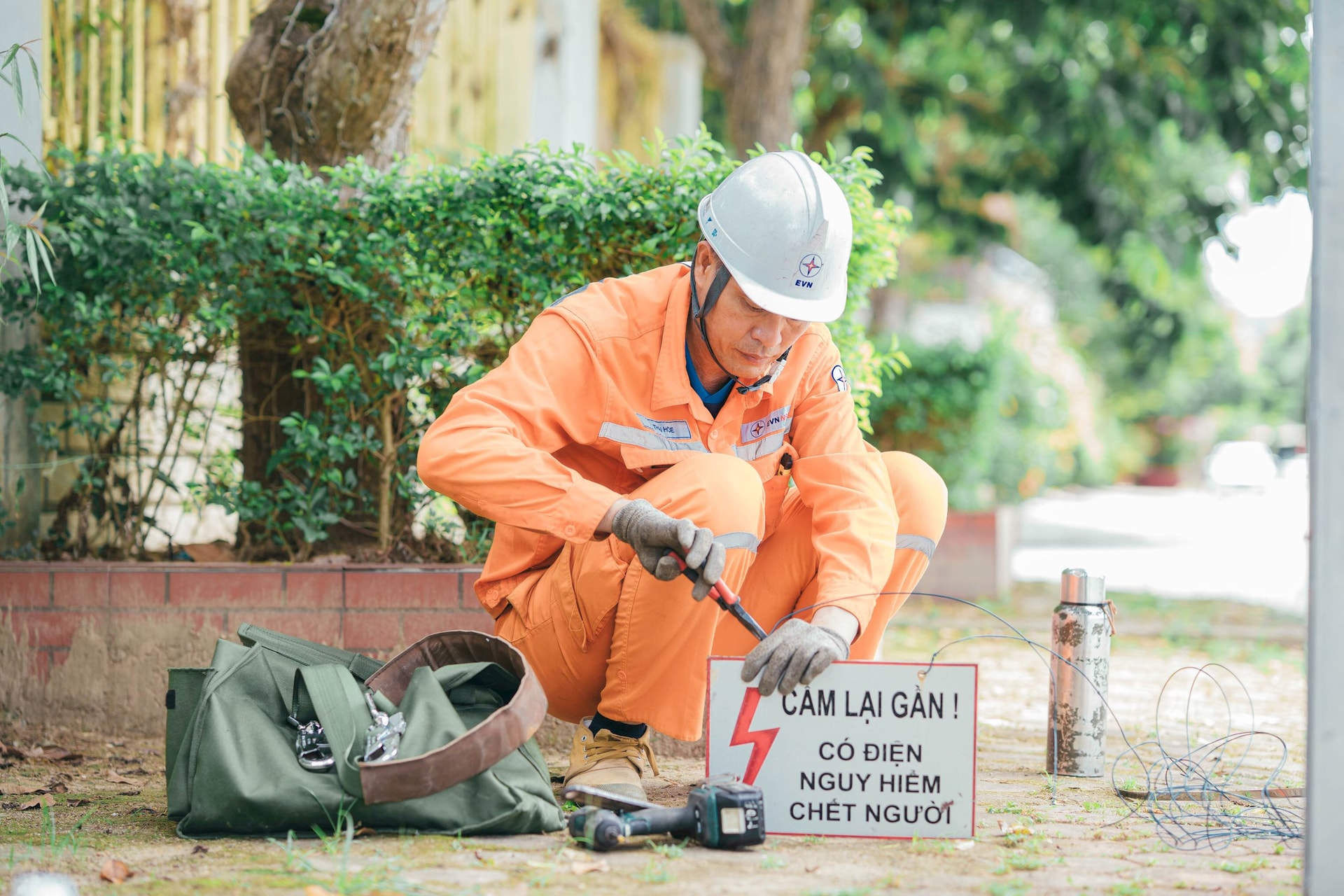 ĐIỆN LỰC4