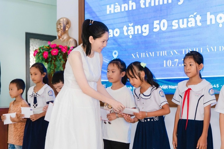 Hoa hau 2
