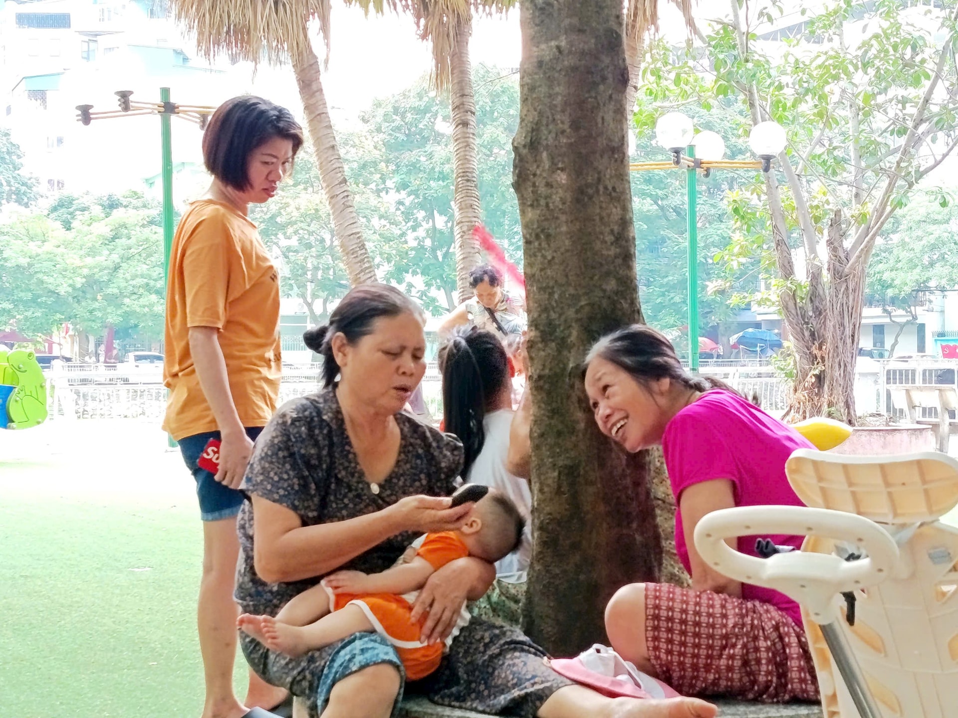 tinhlangnghiaxom3.jpg