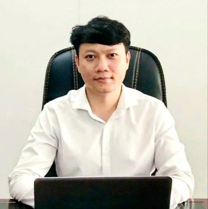 luat-su-hung(1).jpg