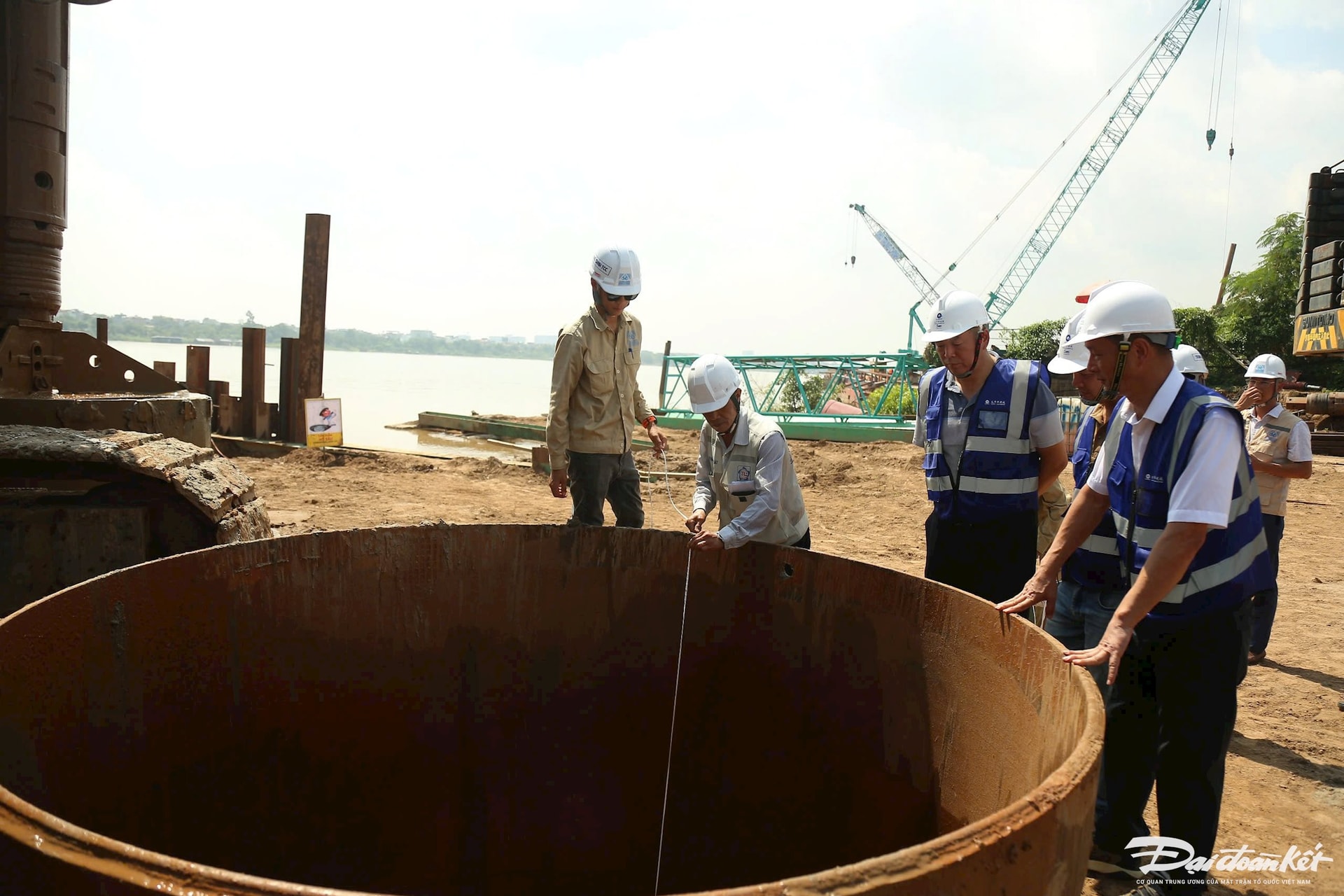 tứ liên41