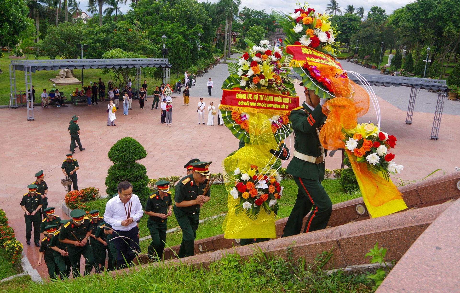 thanh-co-11.jpg