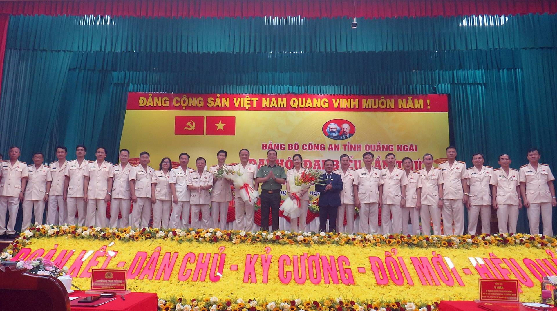 DAI HOI 1