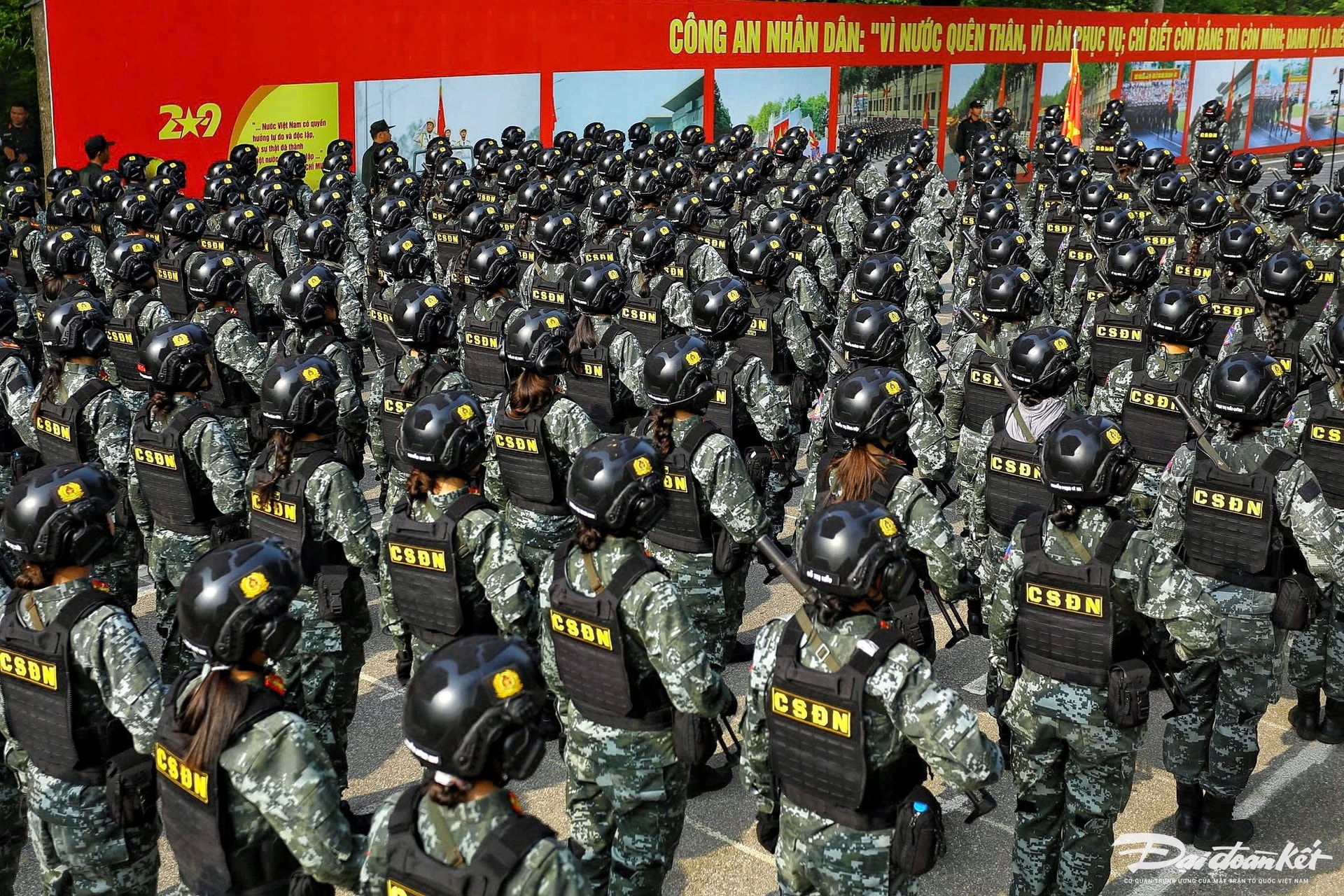 diễu binh23
