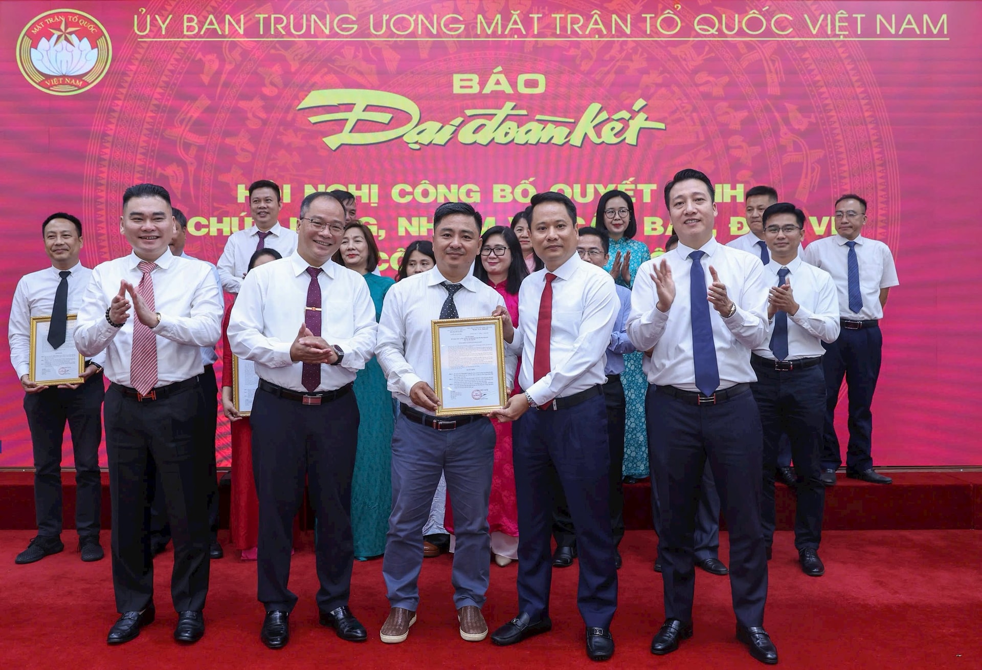 d11b50683a8cb3d2ea9d.jpg