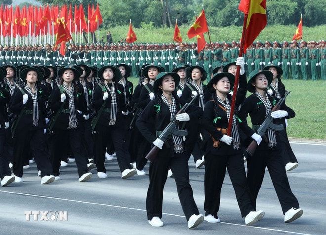 ttxvn-tong-hop-luyen-dieu-binh-dieu-hanh-ky-niem-quoc-khanh-29-1707-12.jpg