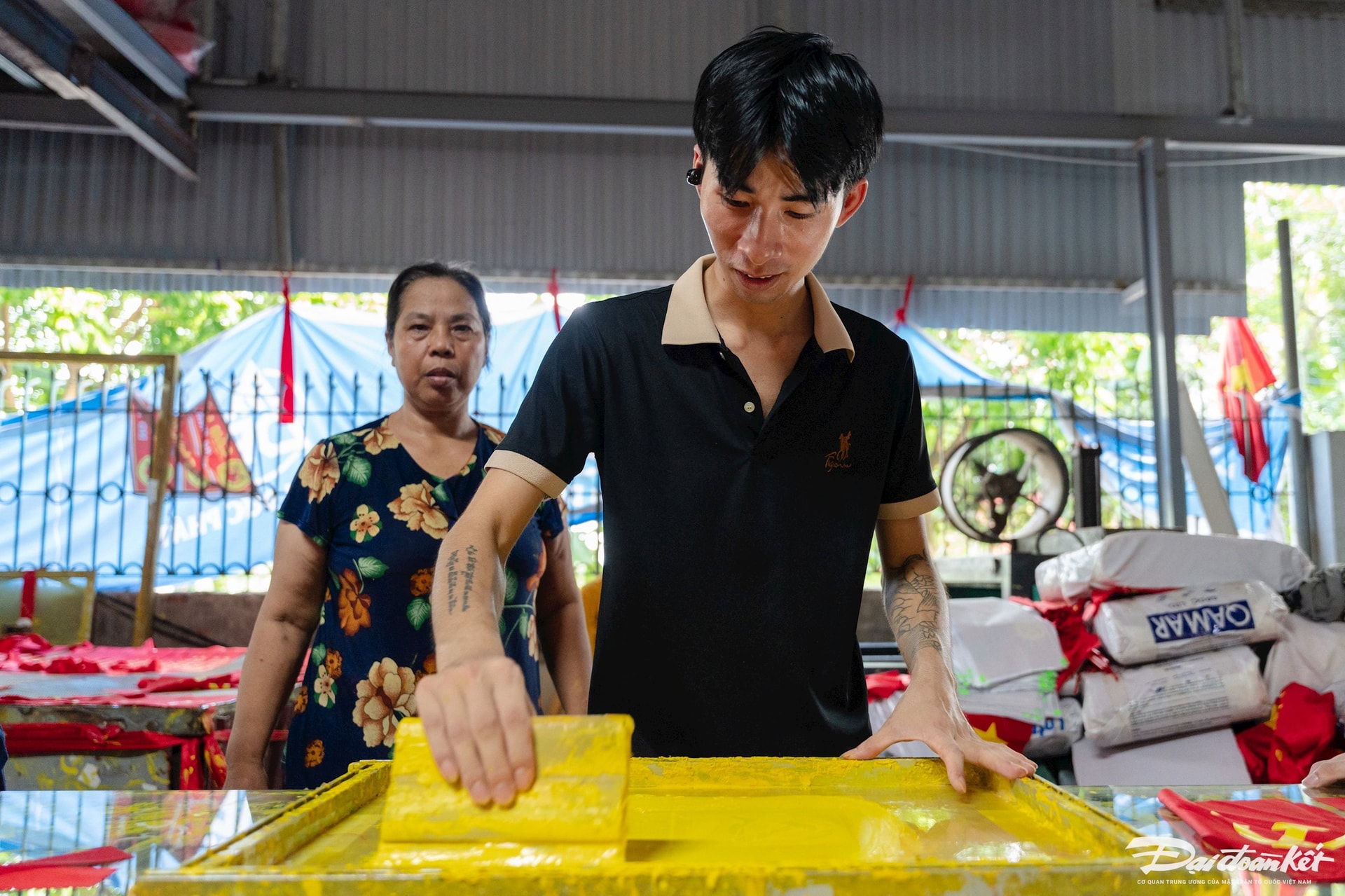 cờ đỏ6