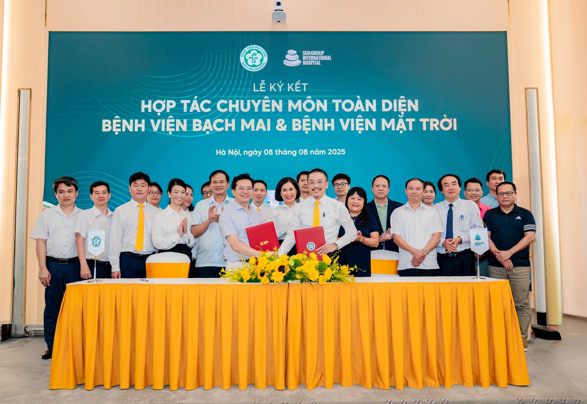 Tang cuong ket noi cong tu Benh vien Bach Mai va Benh vien Mat Troi - 1