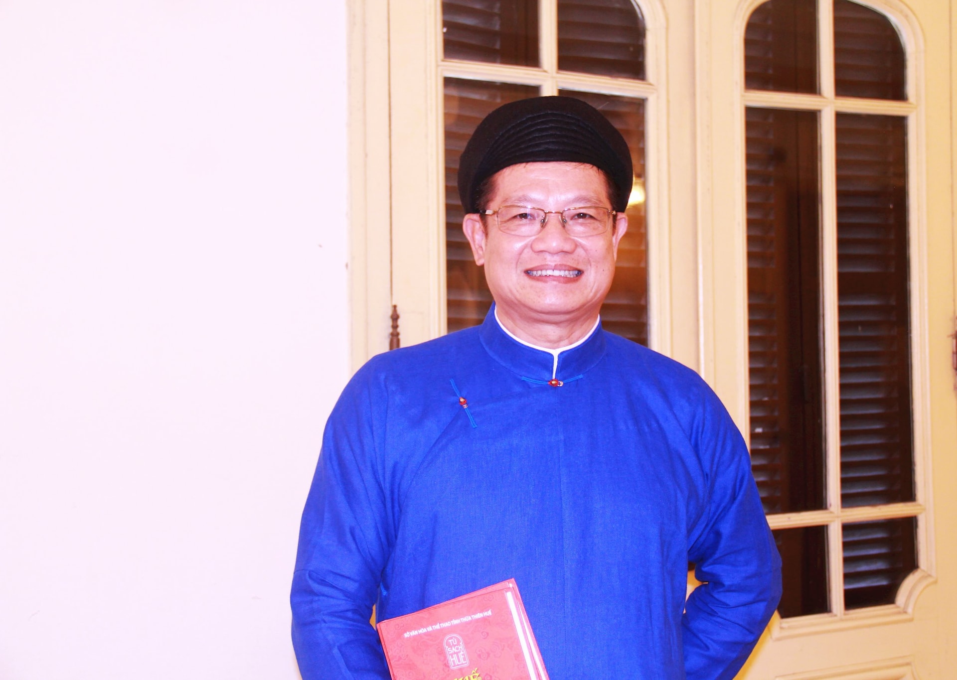 phongvanaodai1.jpg