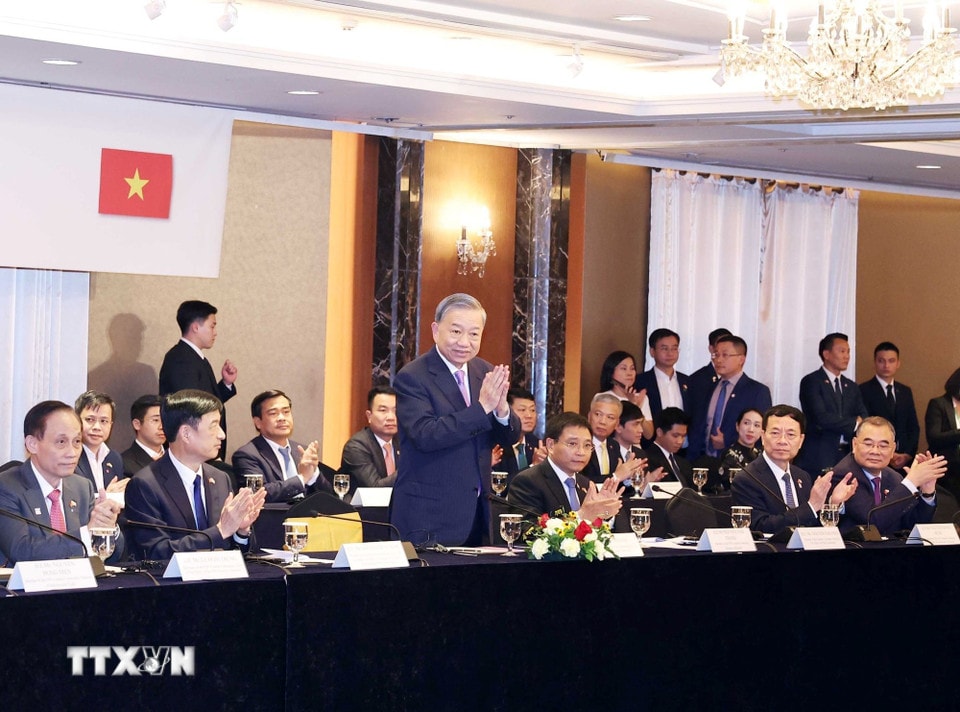 Tổng Bí thư Tô Lâm gặp gỡ lãnh đạo một số Tập đoàn lớn của Hàn Quốc. (Ảnh: Thống Nhất/TTXVN)