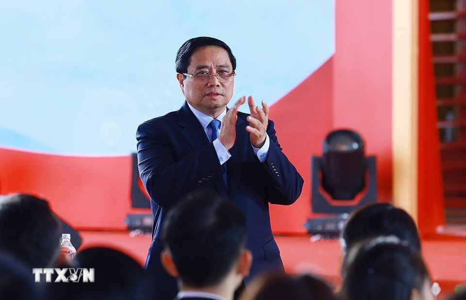 ttxvn-tong-bi-thu-va-thu-tuong-du-le-khanh-thanh-khoi-cong-cac-du-an-cong-trinh-chao-mung-80-nam-quoc-khanh-29-8219580.jpg