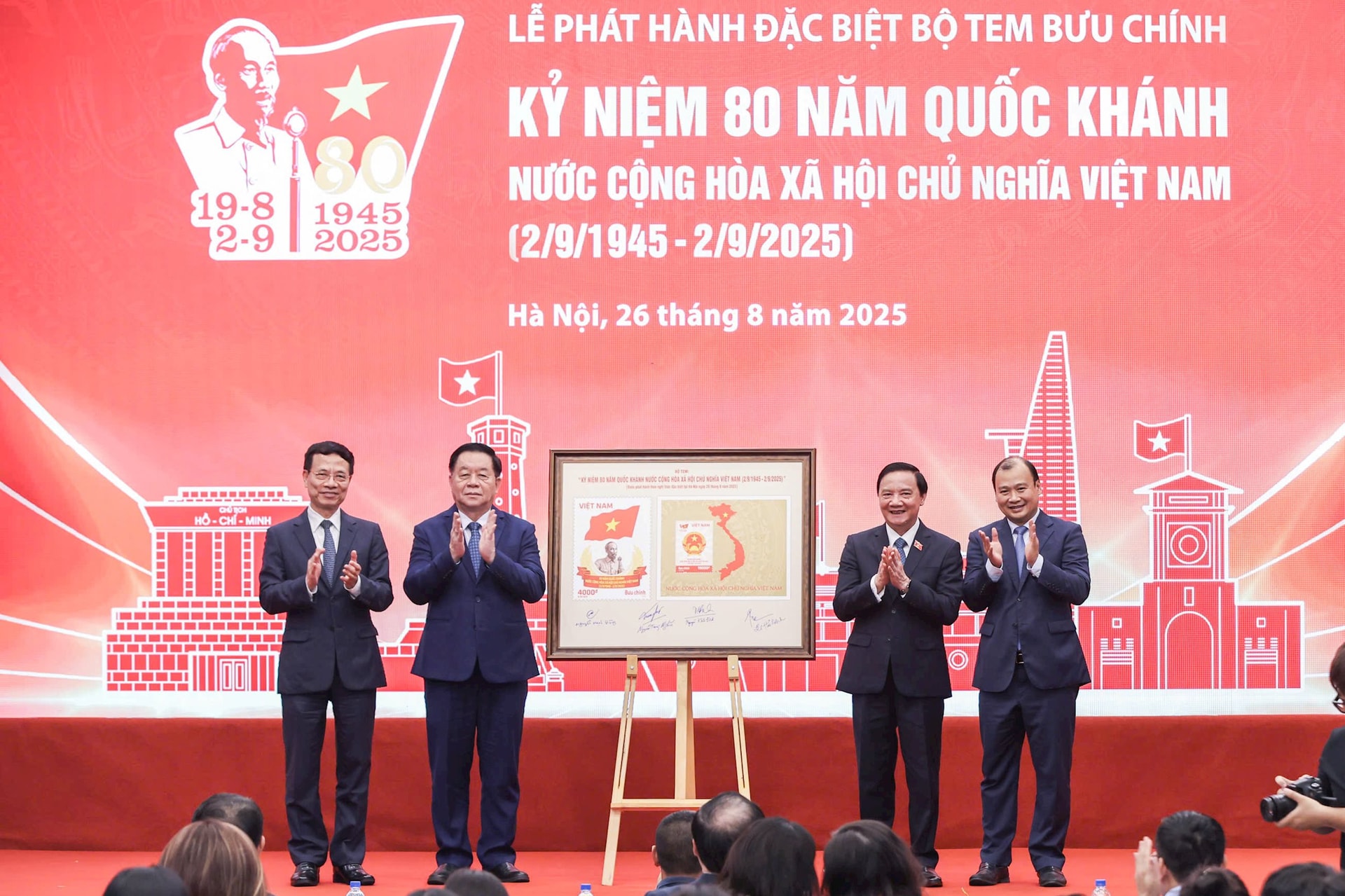 z6946789949724_192a8f4afca0d782eadd0d7791d0cd2c.jpg