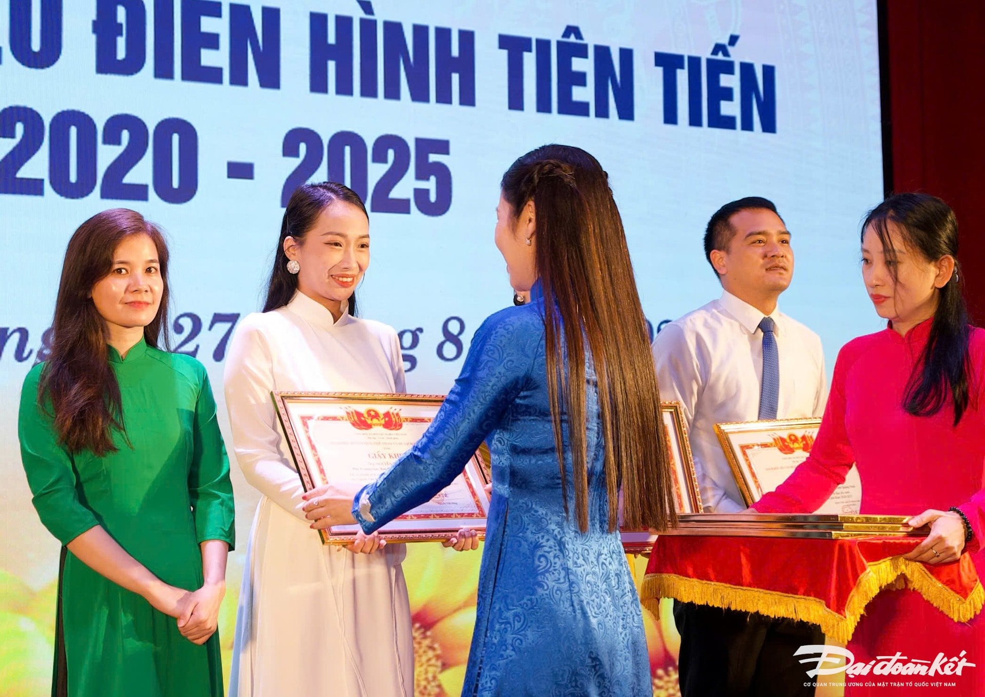 z6949201029286_30aed205f64d4567965e765bc02bab9b(2).jpg