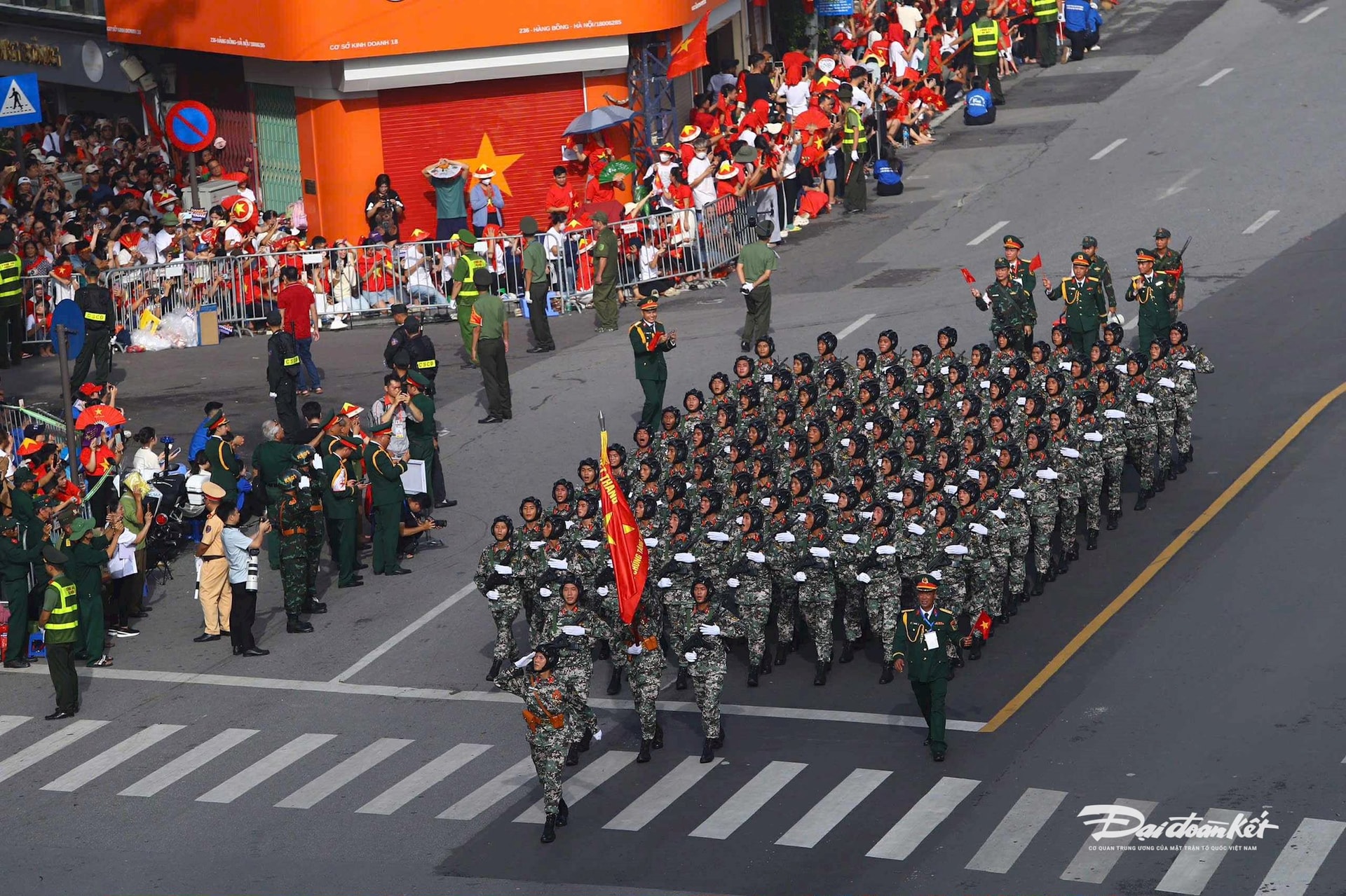 Tăng thiết giáp