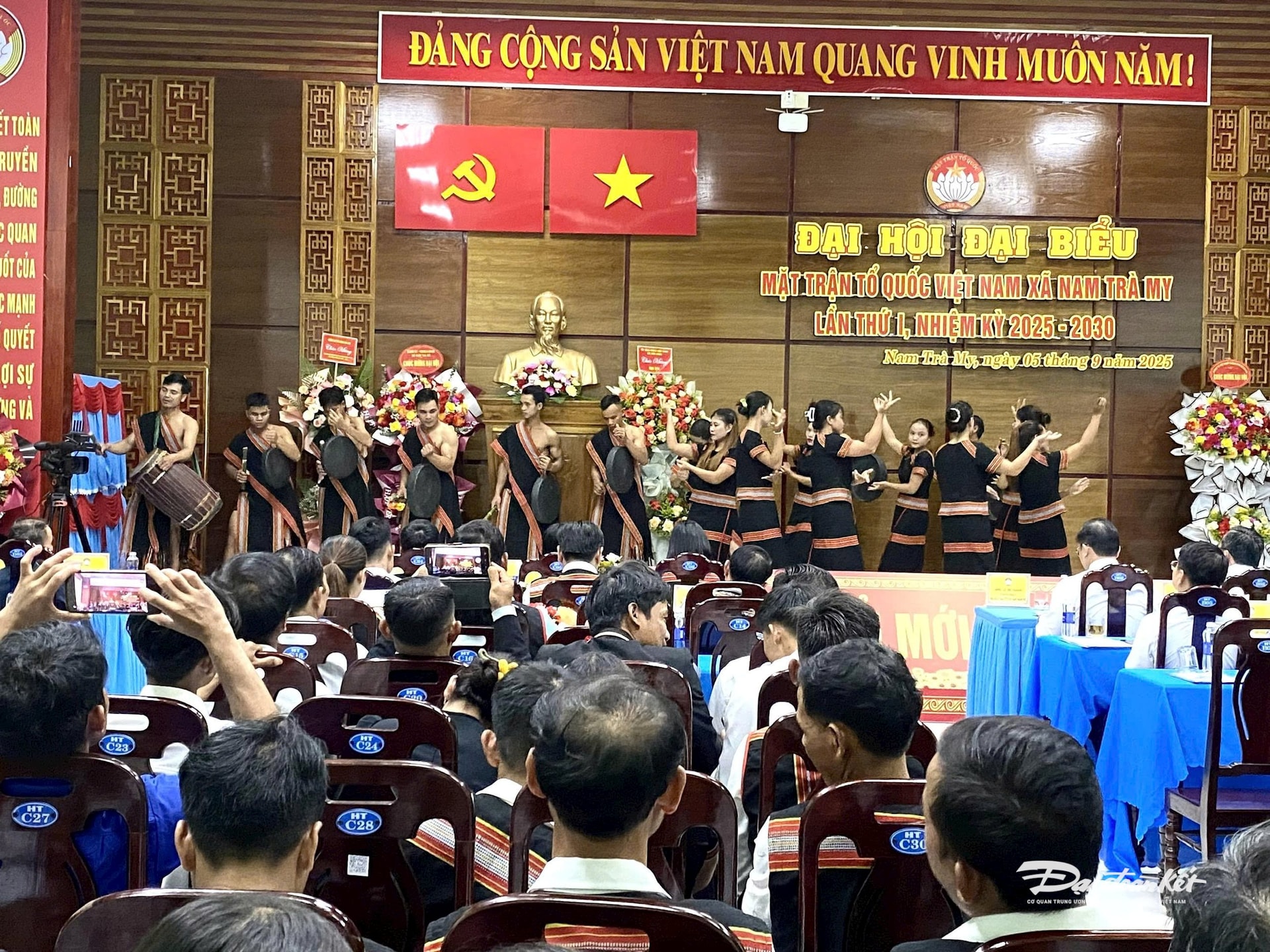 DAI HOI 1