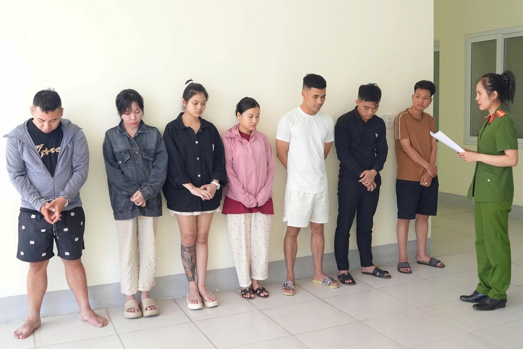 images2036994_gen_h_doi_tuong.jpg