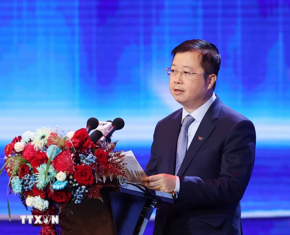 Tổng Giám đốc Đài truyền hình Việt Nam Nguyễn Thanh Lâm đọc diễn văn tại buổi lễ. (Ảnh: Thống Nhất/TTXVN)