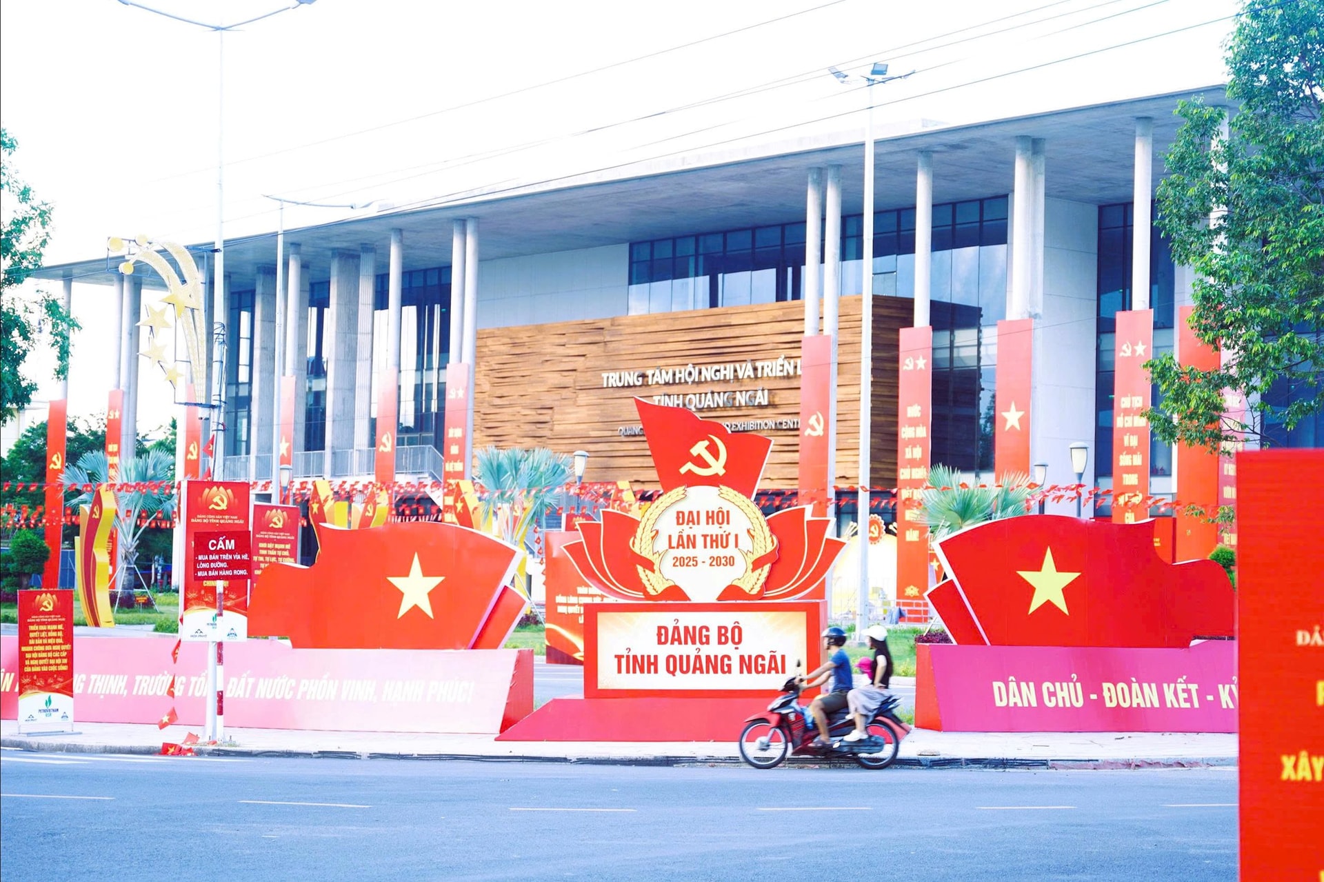 DAI HOI 1