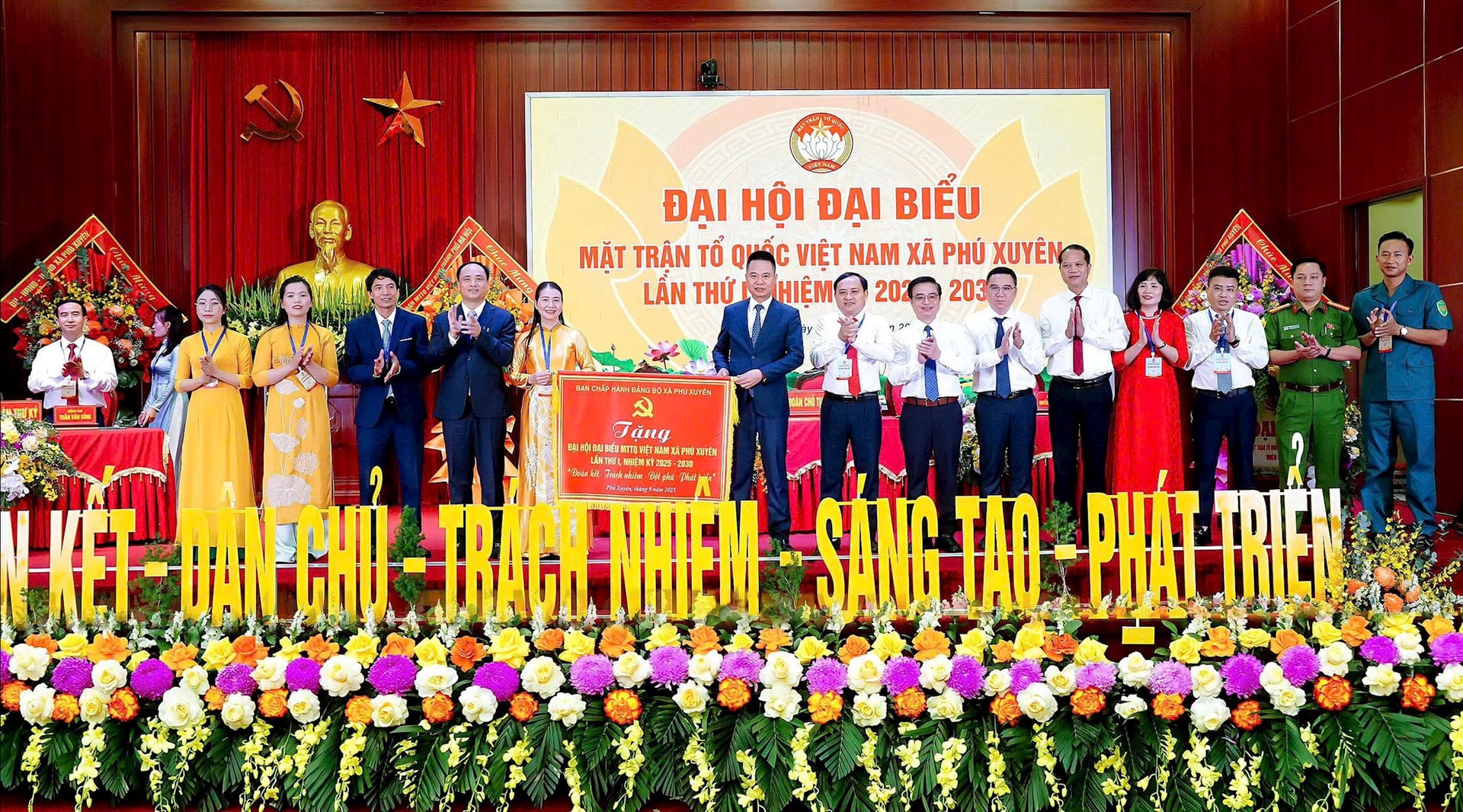 tặng hoa 10-9