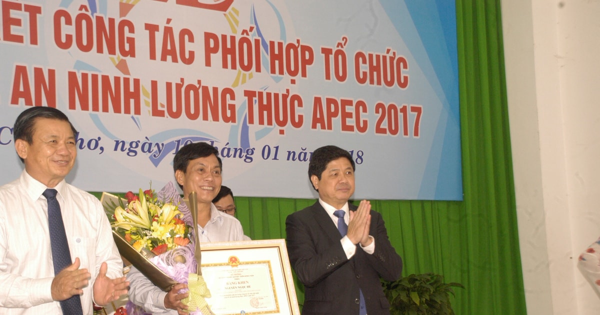 Bộ Nông nghiệp khen thưởng tập thể, cá nhân vì phối hợp tổ chức tốt APEC